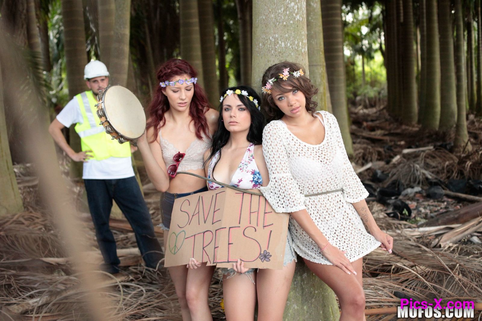 Three Naked Teen Hippies - Pervs On Patrol - Image 18
