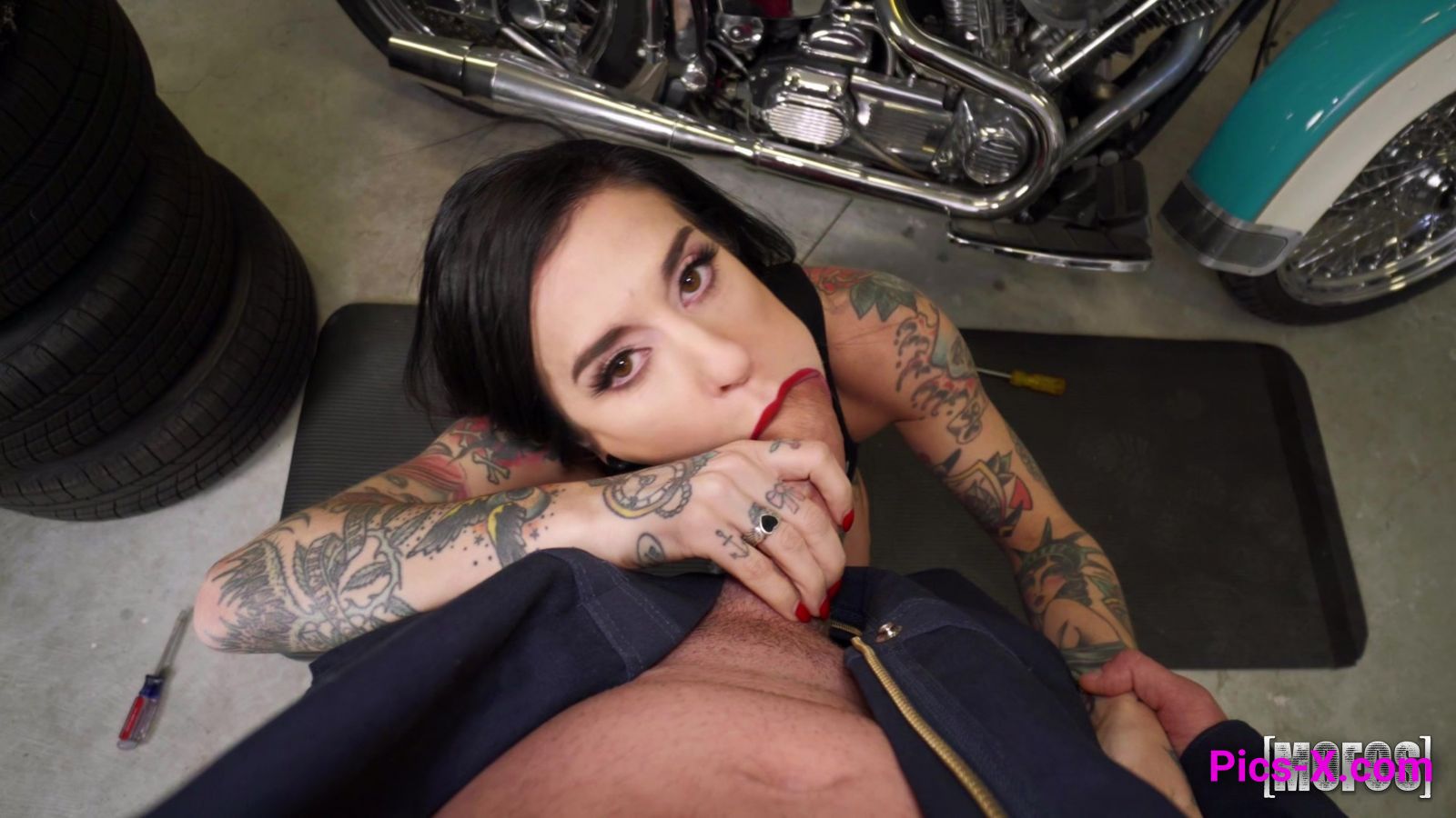 Squirting Biker Babe Fucks The Mechanic - I Know That Girl - Image 9