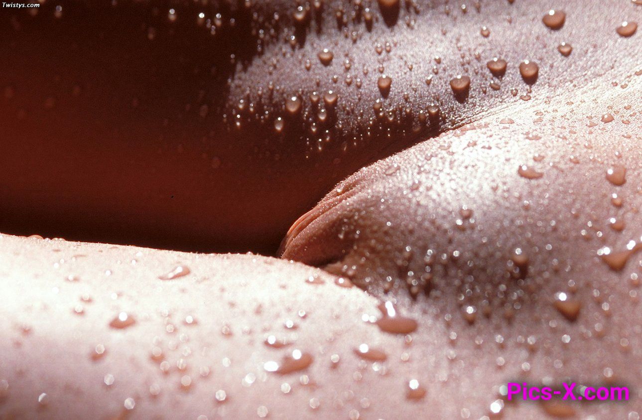 Glistening Wet Body - Image 44