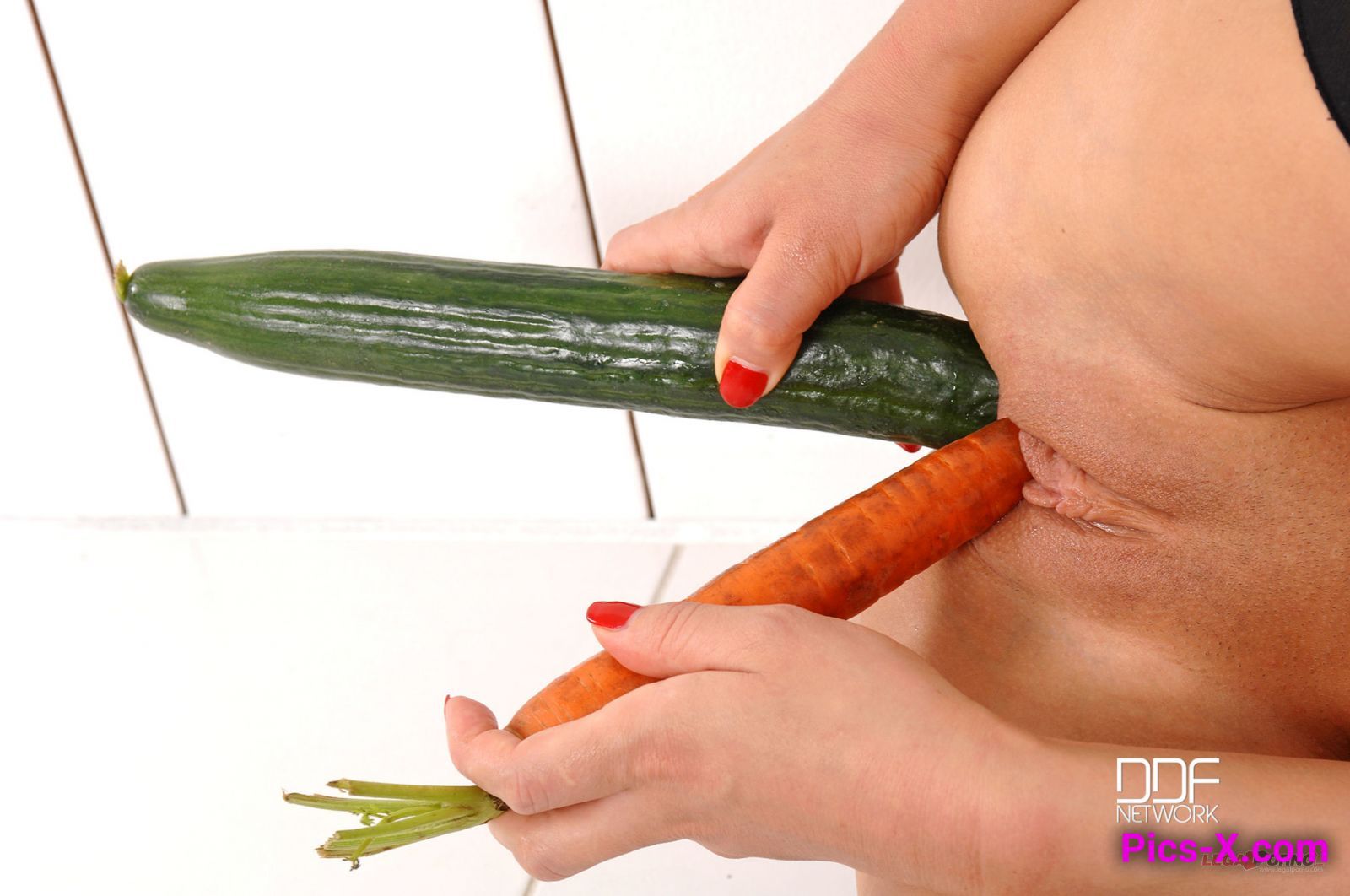 Nasty masturbation with vegetables - Porn World - Image 46