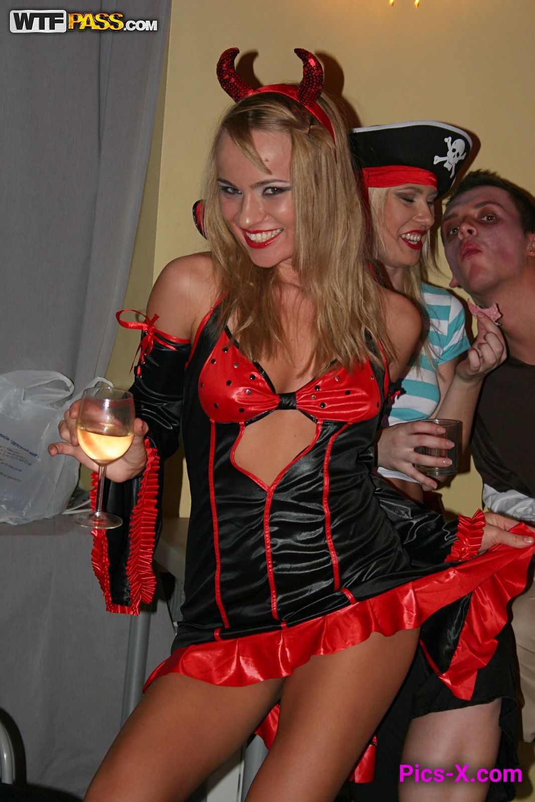 Sexy students celebrate Halloween, part 3 - College Fuck Parties - Image 11