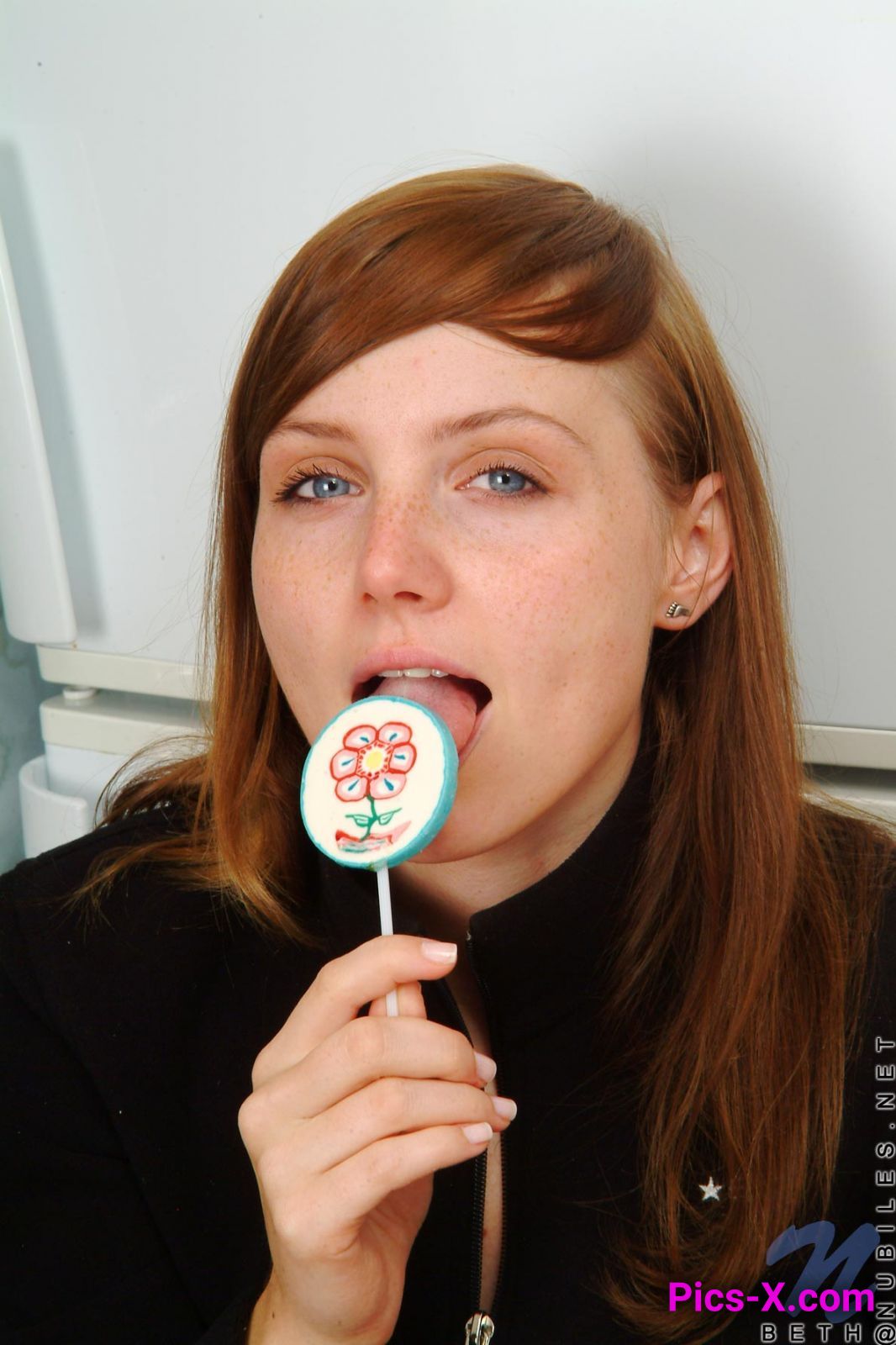 Lollipop - Nubiles - Image 2