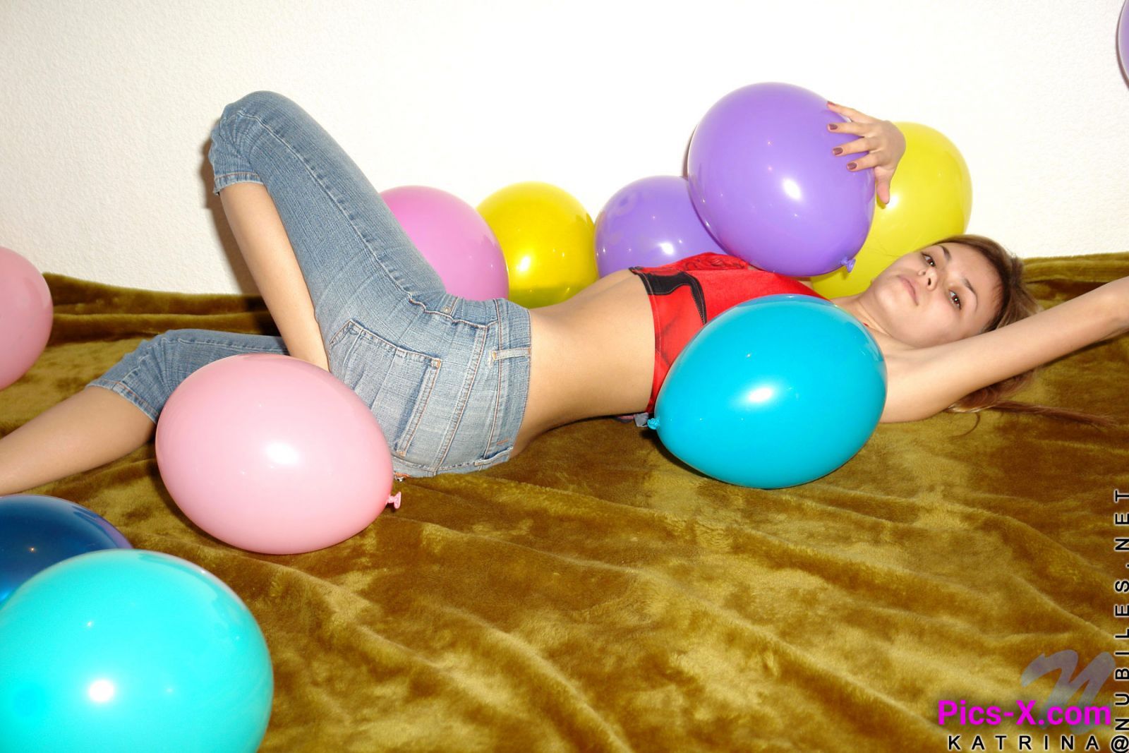4balloon Plays - Nubiles - Image 22
