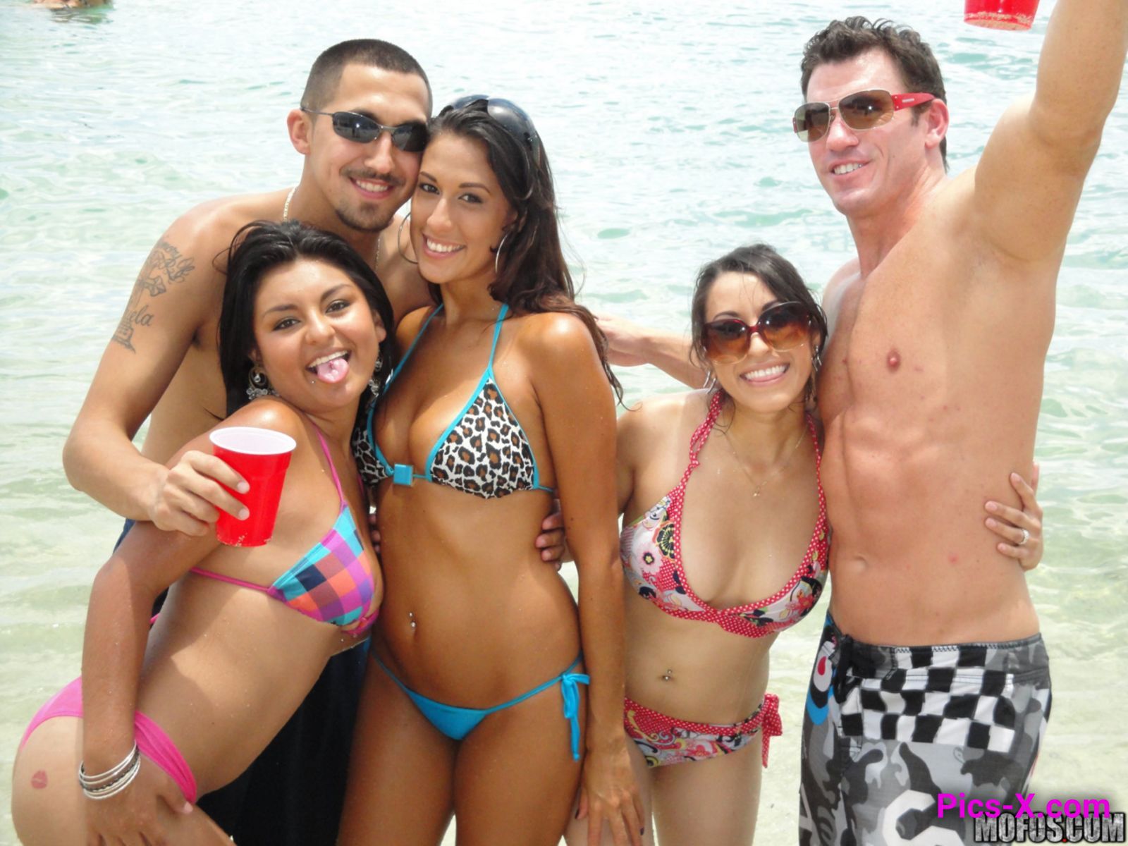 Beach Sluts on Vacation - Real Slut Party - Image 16
