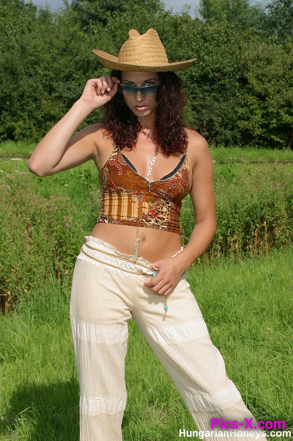 Iveta Rucka Hot Cowgirl - Image 3